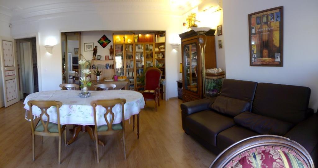 Chambres D'Hotes La Maison Sur Le Port Meze Luaran gambar